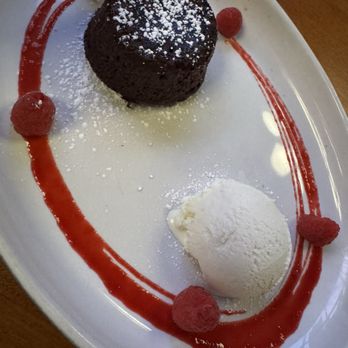 JOEY Burrard - Molten Chocolate Cake - Canadian (New) Near Me - Vancouver, British Columbia