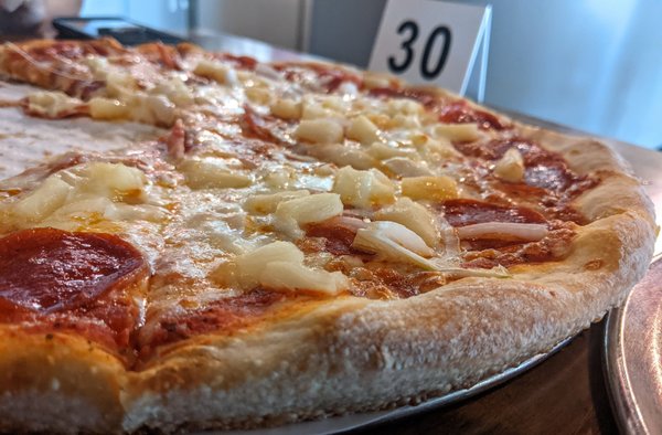 Luigi's Pizza by null
