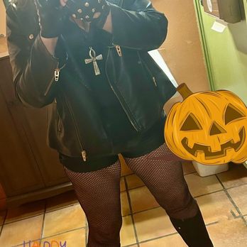 Fiorino's - Halloween party 2024 - Dive Bars Near Me - Santa Rosa, California Fiorino's - Halloween party 2024 - Dive Bars Near Me - Santa Rosa, California