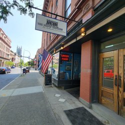 The Greek House - Entrance