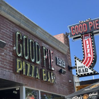 Good Pie - Front of restaurant - Pizza Near Me - Las Vegas, Nevada Good Pie - Front of restaurant - Pizza Near Me - Las Vegas, Nevada