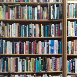Fully Booked - Books