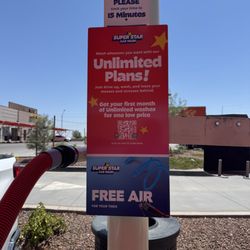 Super Star Car Wash - Miller Rd & Durango St - Free air for tires.