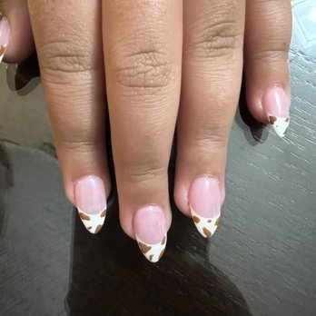 Daisy Nails - GEL X - Nail Salons Near Me - Lancaster, California Daisy Nails - GEL X - Nail Salons Near Me - Lancaster, California