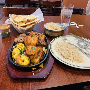 Himalayan Flavors - Mixed Grill Tandoori plate with Chicken, Shrimp, and Lamb Seekh w/Brown Rice and Roti - Indian Near Me - Berkeley, California