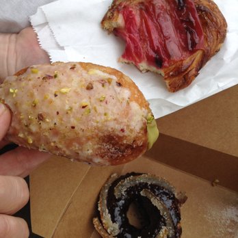 Bar Raval - Pistachio cream and lemon glaze; rhubarb tart; chocolate and candied orange doughtnut - Spanish Near Me - Toronto, Ontario