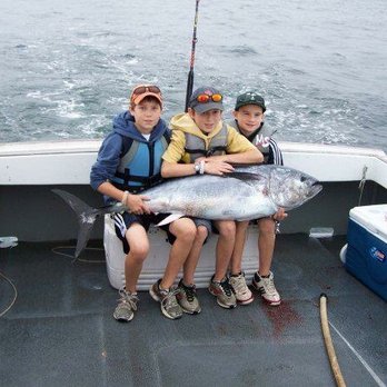 Labrador Fishing Charters - Nice size tuna these kids got - Boating Near Me - Scituate, Massachusetts Labrador Fishing Charters - Nice size tuna these kids got - Boating Near Me - Scituate, Massachusetts