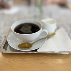Nelikona Cafe