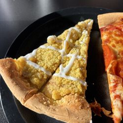 Gambino's Pizza - Cinnamon Streusel Dessert Pizza