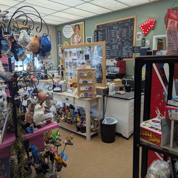 Lemon Tree Marketplace - Coffee & Tea Near Me - Caseville, Michigan Lemon Tree Marketplace - Coffee & Tea Near Me - Caseville, Michigan