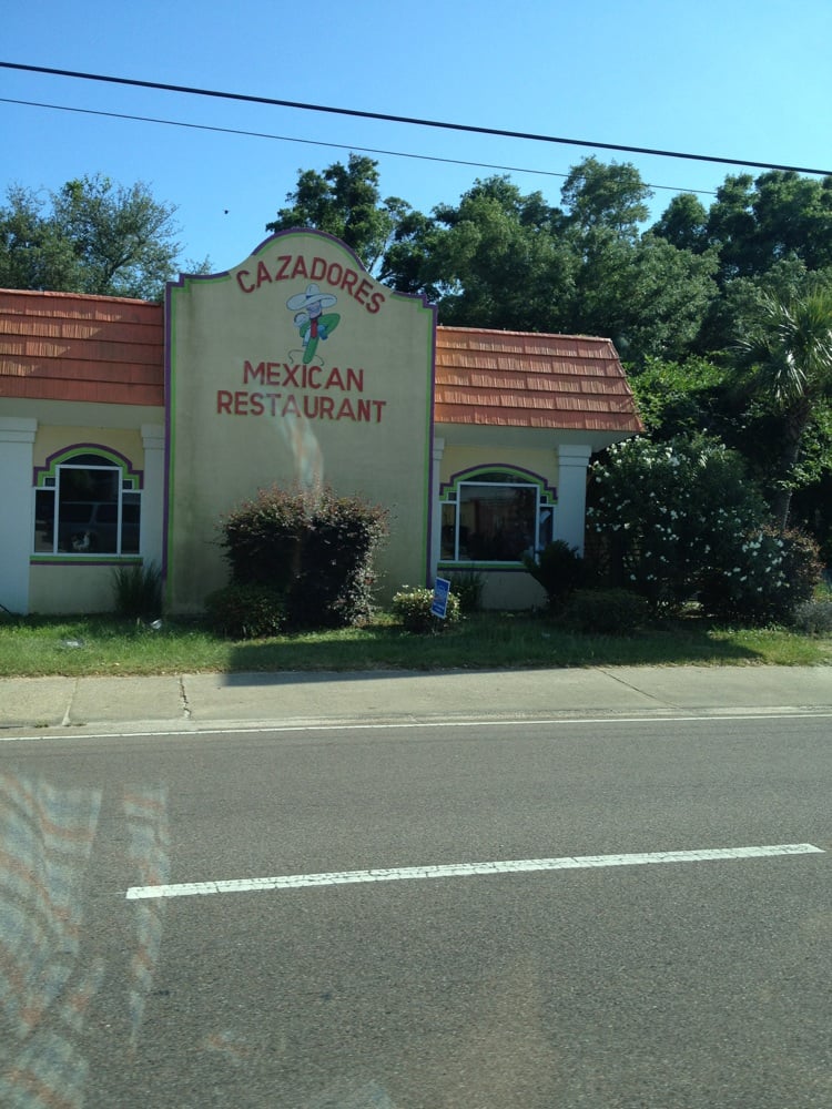 CAZADORES MEXICAN RESTAURANT CLOSED 17 Reviews 3005 E Cervantes