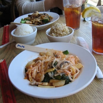 Green Bowl - Hearty lunch (photographed by Dave H) - Asian Fusion Near Me - State College, Pennsylvania