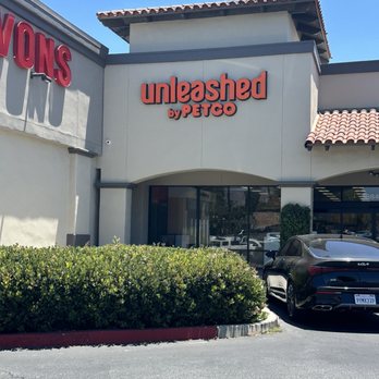 Unleashed by Petco - Pet Training Near Me - Granada Hills, California Unleashed by Petco - Pet Training Near Me - Granada Hills, California