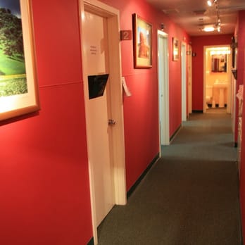 Strauss Mark DC - Office Hallway - Chiropractors Near Me - San Rafael, California Strauss Mark DC - Office Hallway - Chiropractors Near Me - San Rafael, California