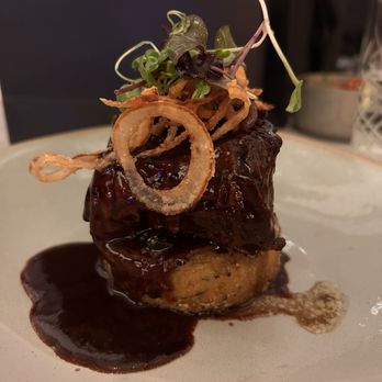 Gordon Ramsay Hell's Kitchen - Braised Short Rib - New American Near Me - Miami, Florida Gordon Ramsay Hell's Kitchen - Braised Short Rib - New American Near Me - Miami, Florida