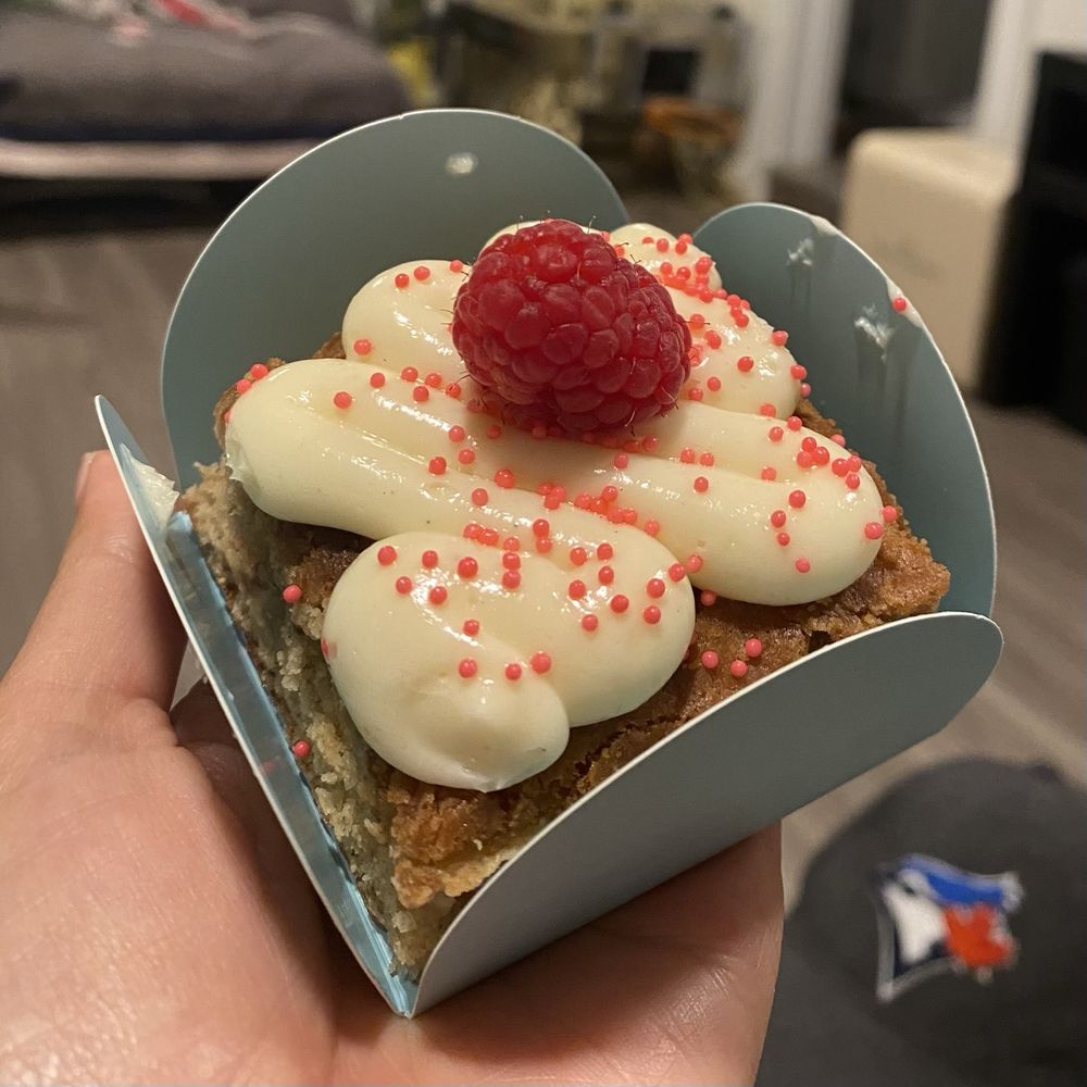 Brownies & Bites - Raspberry White Chocolate Blondie - Bakeries Near Me - Seattle, Washington