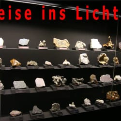 Terra Mineralia - Leuchtstoffröhrentageslicht