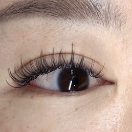 Eye lashe extensions Eye lashe extensions
