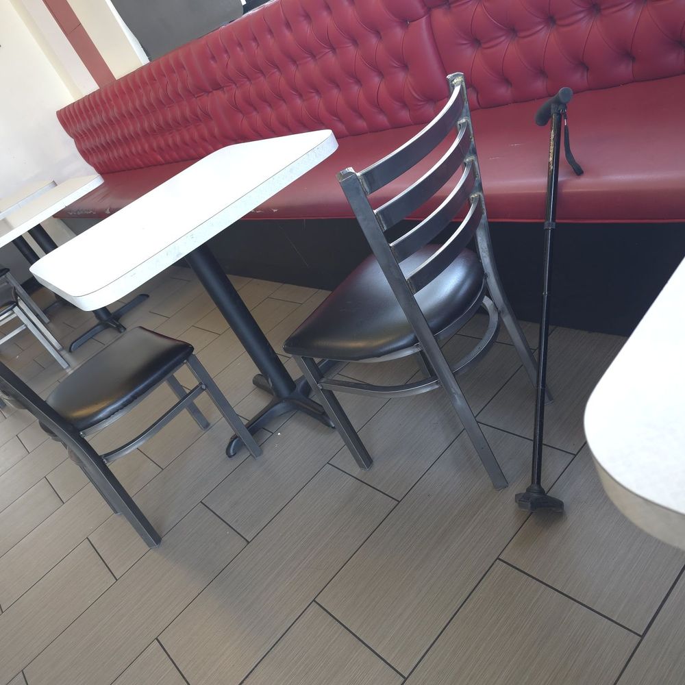 Lee's Sandwiches - All these tables were dirty and there's stuff all over the floor not one time in the hour we were here did anybody come and clean - Vietnamese Near Me - Riverside, California Lee's Sandwiches - All these tables were dirty and there's stuff all over the floor not one time in the hour we were here did anybody come and clean - Vietnamese Near Me - Riverside, California