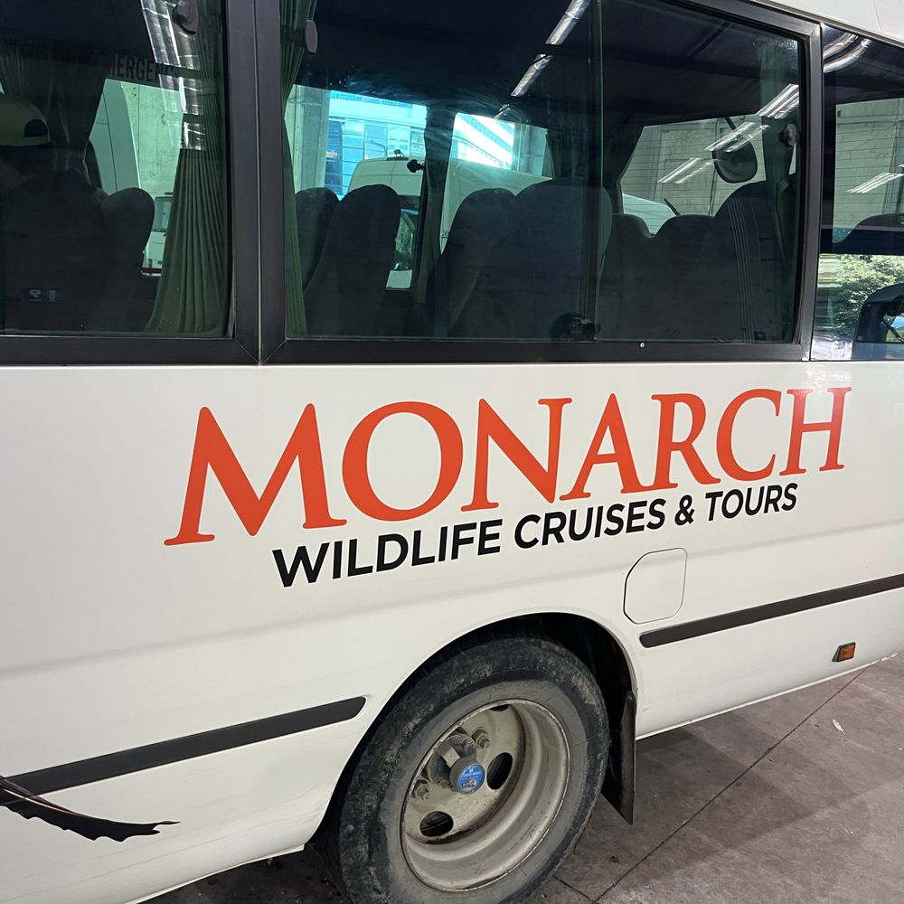 Monarch Wildlife Cruises - Shuttle bus - Boat Tours Near Me - Dunedin, OTA