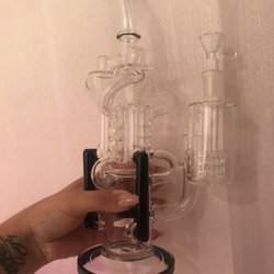 Broadway Smoke Shop - Sai is the guy !!! Always giving us good prices