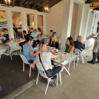Briarpatch Restaurant - Patio seating - American Near Me - Winter Park, Florida