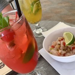19-30 Restaurant & Deck - Strawberry and passion fruit mojito an ceviche