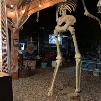Kelly’s Creamery - Halloween decorations - Ice Cream & Frozen Yogurt Near Me - Dover Plains, New York Kelly’s Creamery - Halloween decorations - Ice Cream & Frozen Yogurt Near Me - Dover Plains, New York