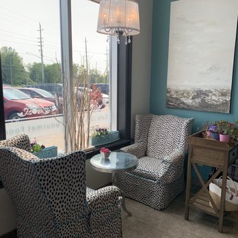 Heavenly Cafe - Cafes Near Me - Collingwood, Ontario