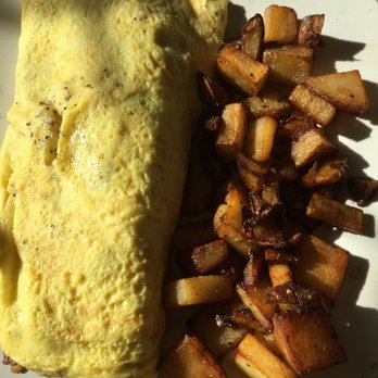Yards Bruncheon - omelette and seasoned potatoes were great - New American Near Me - Spokane, Washington Yards Bruncheon - omelette and seasoned potatoes were great - New American Near Me - Spokane, Washington