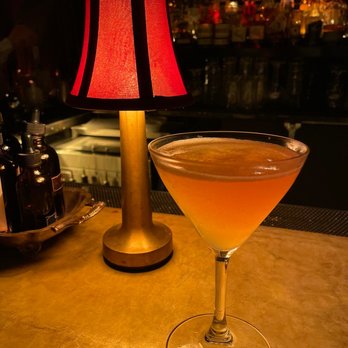 Gilt Bar - Airmail (cocktail) - New American Near Me - Chicago, Illinois
