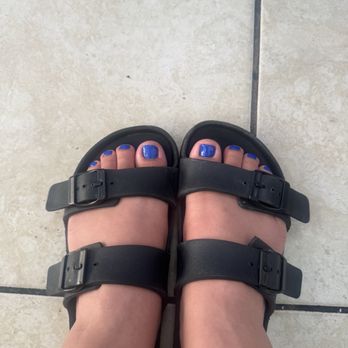 Dazzle Hair & Nail Spa - GORGEOUS TOES - Nail Salons Near Me - Van Nuys, California Dazzle Hair & Nail Spa - GORGEOUS TOES - Nail Salons Near Me - Van Nuys, California