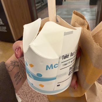 McDonalds - Burgers Near Me - Porto, 13