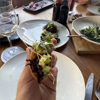 Balmori Rooftop - Hibiscus flour al pastor tacos - Mexican Near Me - México, D.F., DIF Balmori Rooftop - Hibiscus flour al pastor tacos - Mexican Near Me - México, D.F., DIF