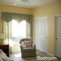 Villa Serene Assisted Living Home - Bedroom at Villa Serene Dreaming Summit in Litchfield Park