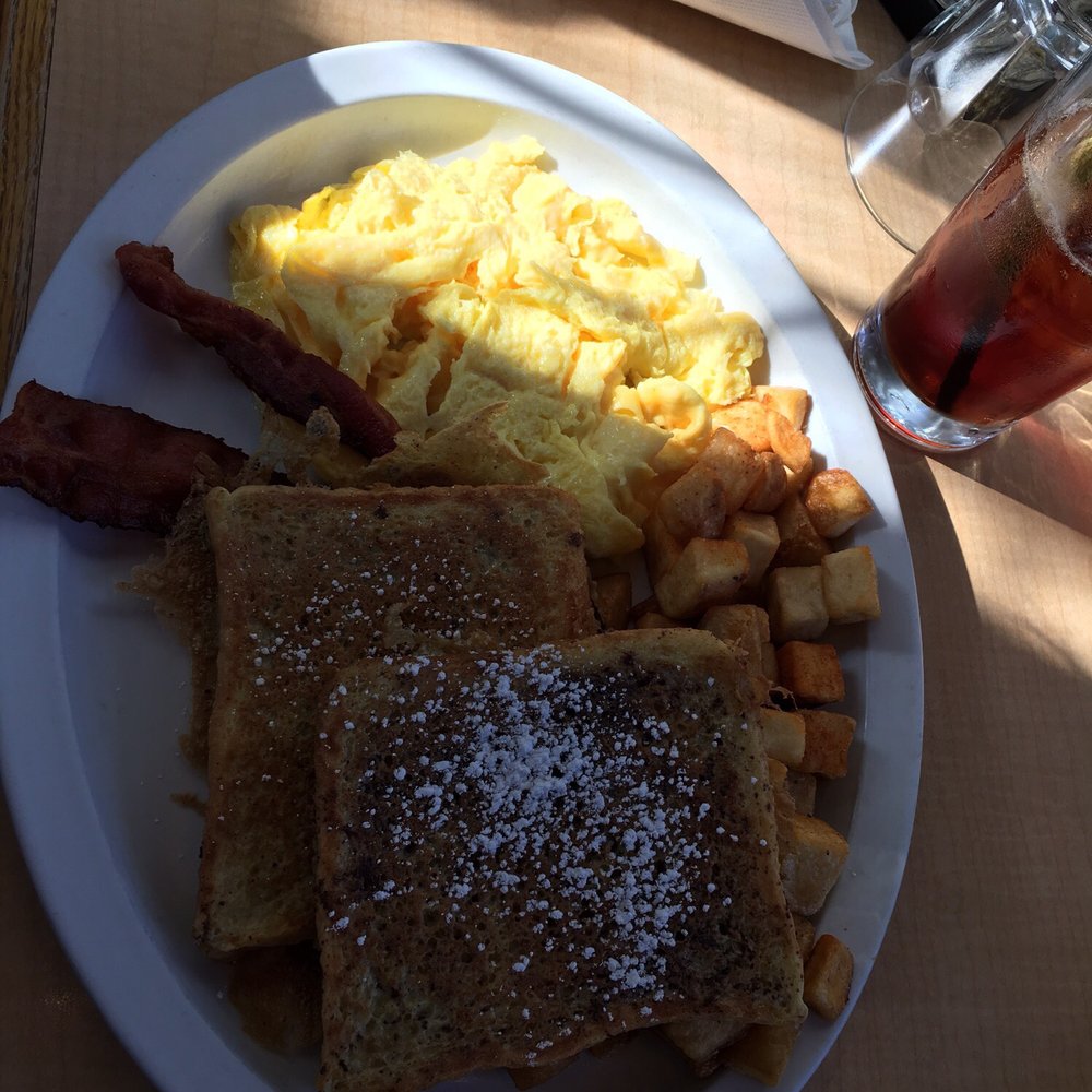 Le Peep - 18 wheeler Breakfast - Breakfast & Brunch Near Me - Valparaiso, Indiana Le Peep - 18 wheeler Breakfast - Breakfast & Brunch Near Me - Valparaiso, Indiana