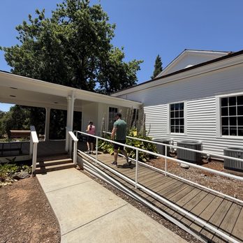 Bernhard Museum Complex - Walk up to the entrance - Museums Near Me - Auburn, California