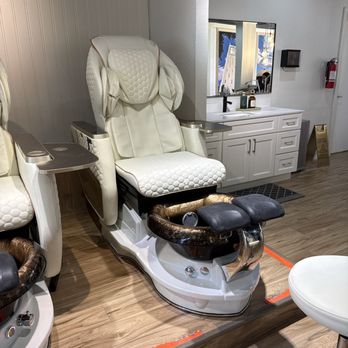 Sleek Nails Co - Pedi time - Nail Salons Near Me - Stockton, California