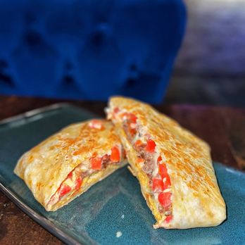 El Sueño - Crunch Wrap | IG @moniquedao - Mexican Near Me - San Diego, California