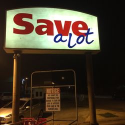 Save A Lot - Nice sign but it's a little hidden
