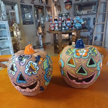 Pottery Plus - Ceramic Pumpkin - Home Decor Near Me - Bandera, Texas Pottery Plus - Ceramic Pumpkin - Home Decor Near Me - Bandera, Texas
