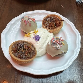 Succotash Prime - Free dessert for our anniversary - Southern Near Me - Washington, DC, District of Columbia