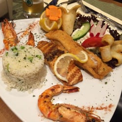 Akropolis Restaurant - Seafood plate