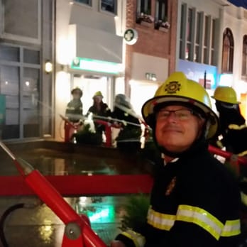 Kidzania - It's a tough job, but someone's got to do it! - Kids Activities Near Me - London, XGL