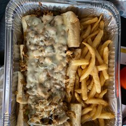Twins Chicken and Seafood - A large chicken philly! Is a LARGE!! Going to enjoy this!!