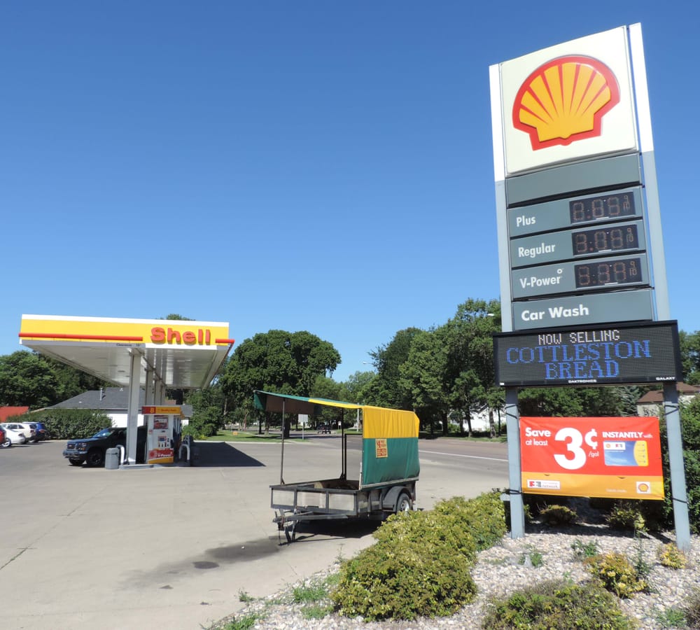 BOZIEDS THE GAS STOP Updated September 2024 916 6th St, Brookings