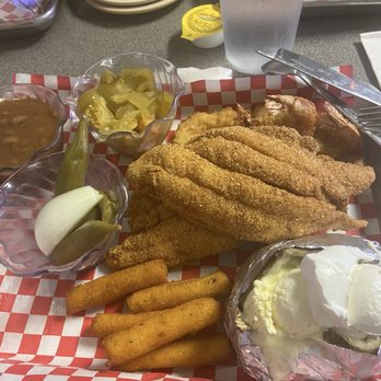 CATFISH SAM’S - Updated May 2025 - 130 Photos & 201 Reviews - 2735 W ...