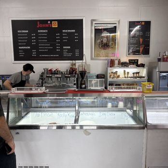 John's Ice Cream - Ice cream bar - Ice Cream & Frozen Yogurt Near Me - Brentwood, California John's Ice Cream - Ice cream bar - Ice Cream & Frozen Yogurt Near Me - Brentwood, California