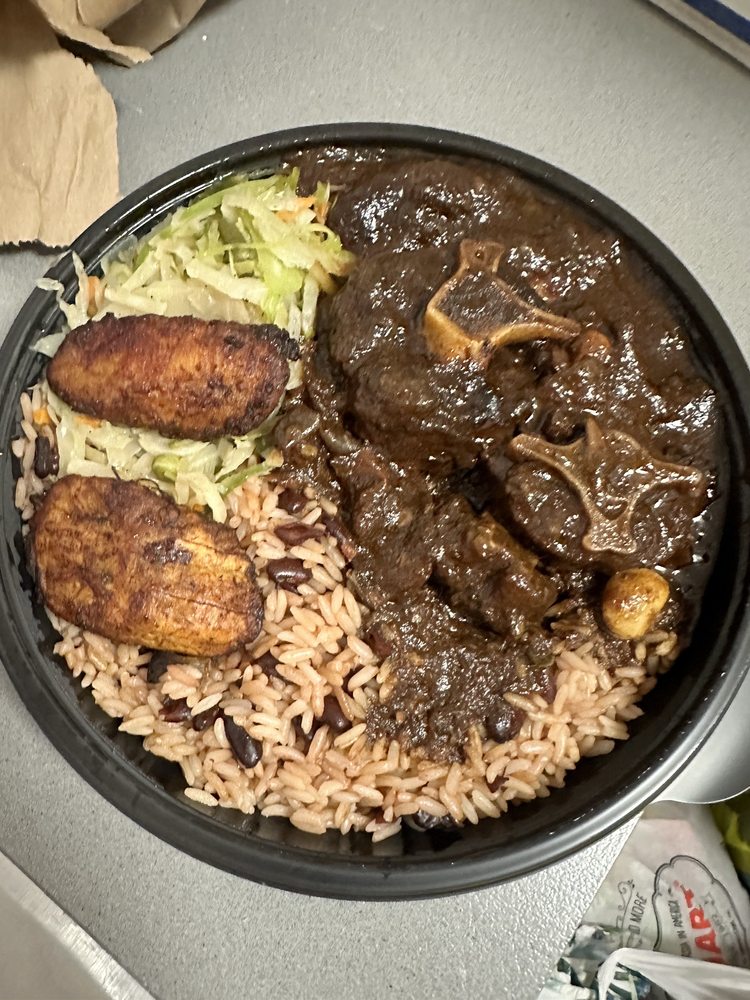 Food from Island Quizine