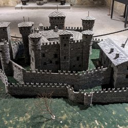 Castello di Fenis - The model of the castle, built between 1320 and 1421